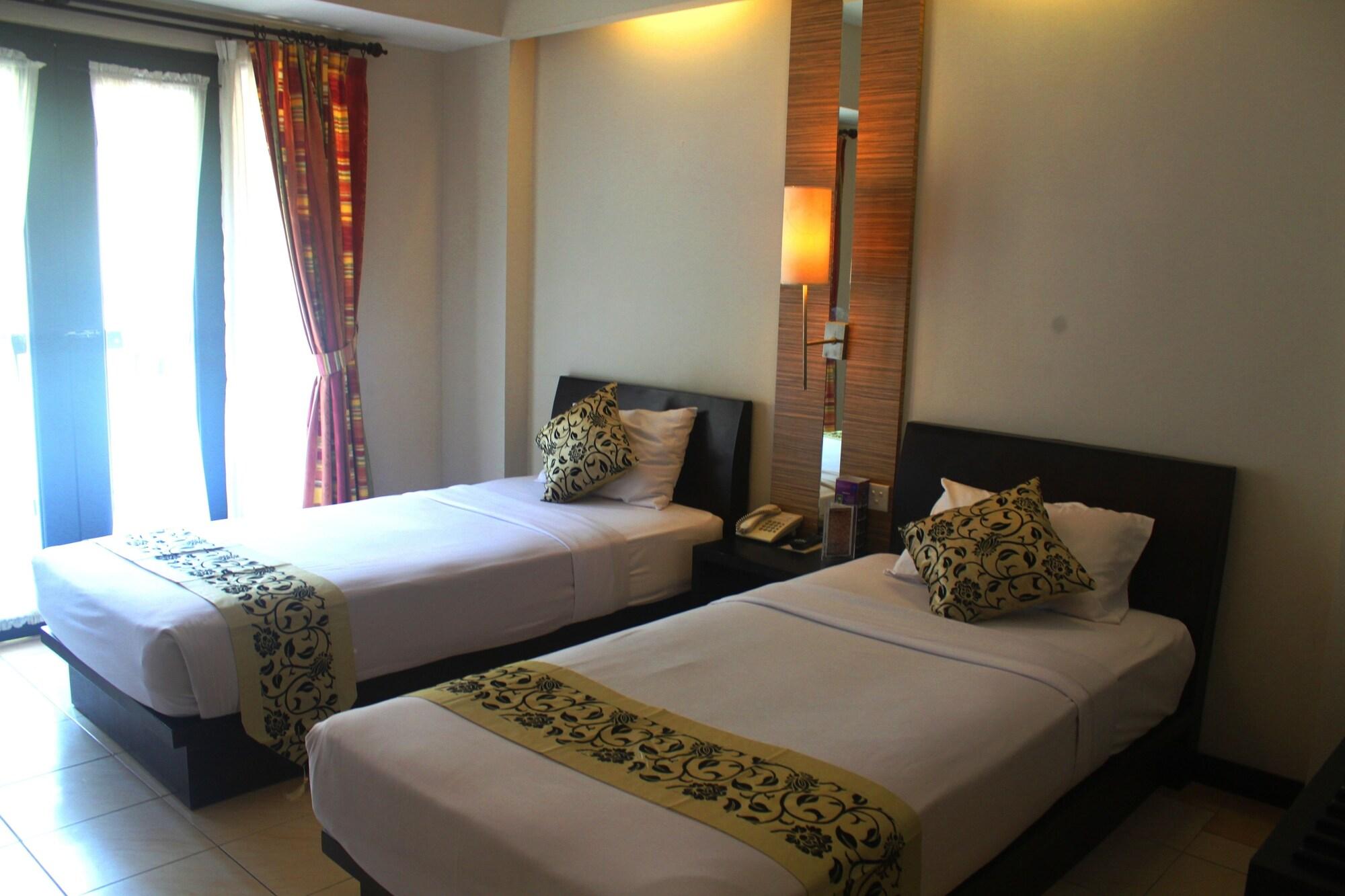 Losari Hotel & Villas Kuta Bali Легиан Екстериор снимка